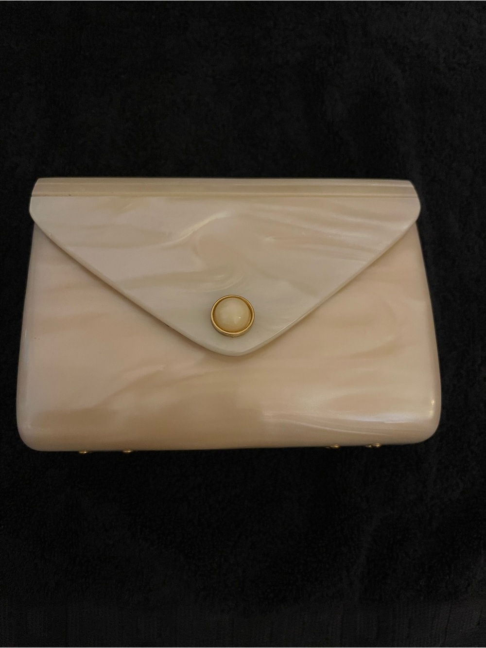 Vintage Women's 50s Pearl Lucite Ivory clutch or shoulder purse
